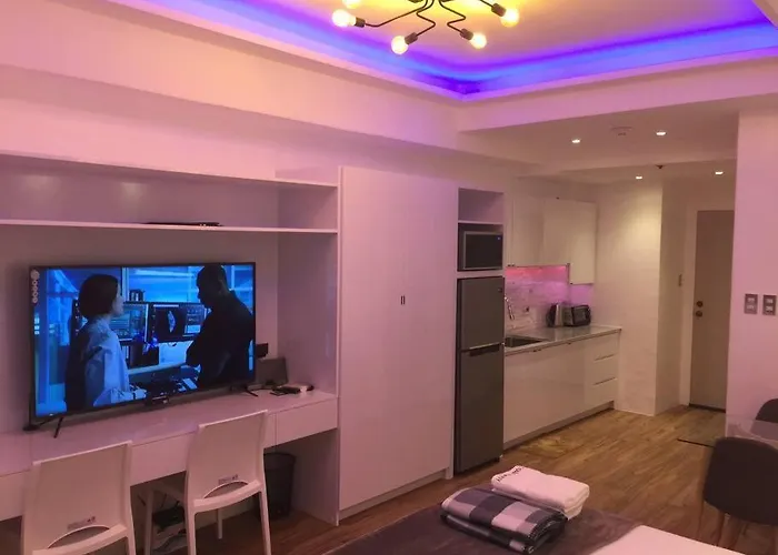 Apartment Cozy 35sqm W Balcony Wifi Near Robinsons Mall Manila